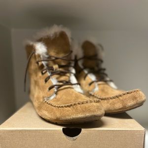 UGG Chickaree Slipper